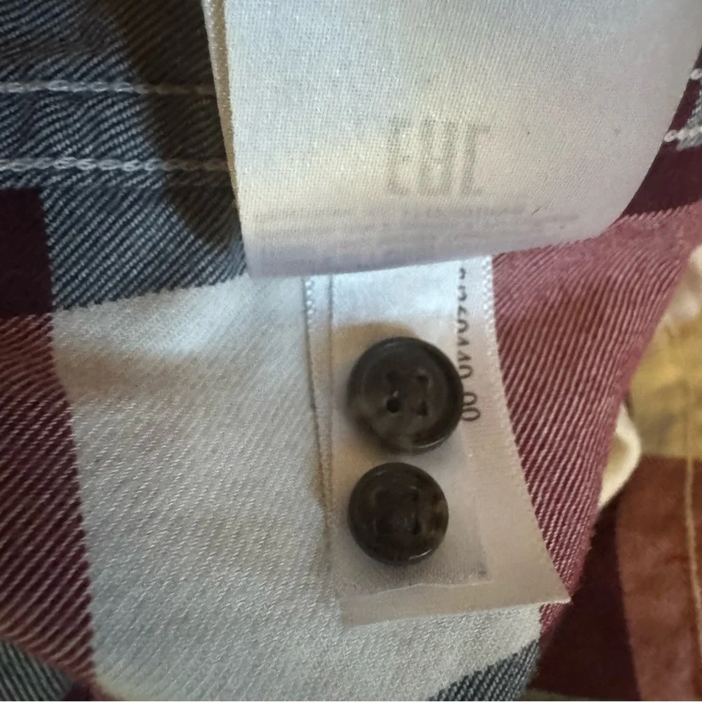 Banana Republic Men’s Burgundy Gray Checkered Flannel Button Down Shirt Size L